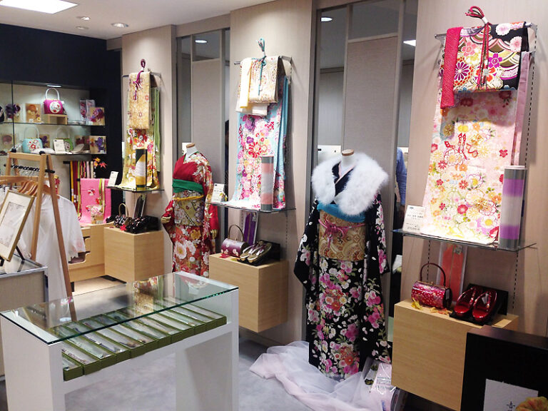 横浜ポルタ店